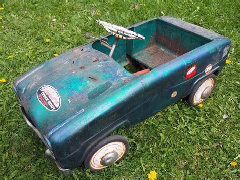 Green Original 1950's Paddle Car - Bodnarus Auctioneering