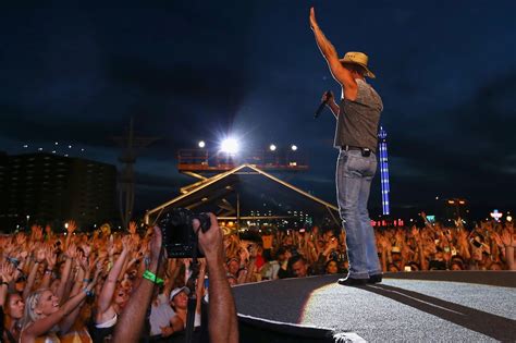 Here's How To Win Sand Bar Tickets For The Kenny Chesney Concert!