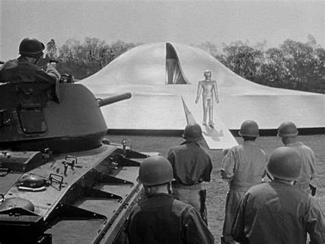 The Day the Earth Stood Still Film Review | Top 100 Sci Fi Movies