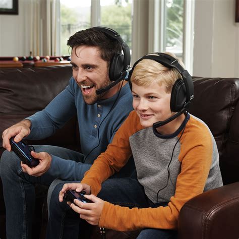 The Sennheiser Gaming Headset - Hammacher Schlemmer