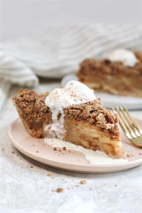 Vegan Apple Crumb Pie - Hummusapien