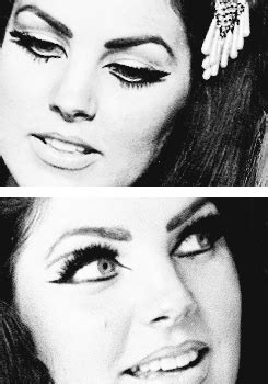 Priscilla Presley's eye makeup was always fantastic. | Oog make up, Make-up oogschaduw, Oogschaduw