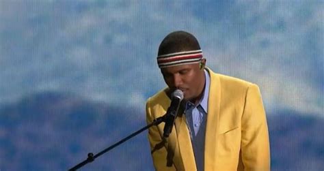 Frank Ocean Performs 'Forrest Gump' On 2013 GRAMMY Awards | HipHop-N-More