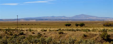 Oregon Route 205 Between Frenchglen, Oregon and Fields, Or… | Flickr