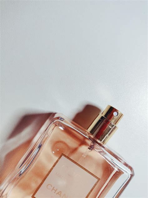 Close-Up Photo of Perfume Bottle · Free Stock Photo