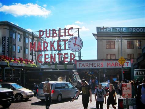 Seattle Trip Highlights - Pike Place Market & Water Taxi | For Two, Please