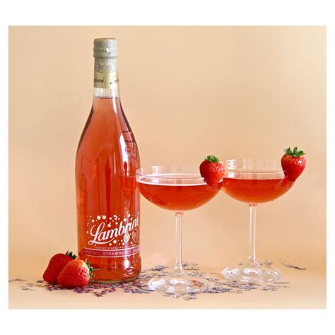 Lambrini Lightly Sparkling Strawberry 75cl | Best-one