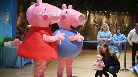 British TV sensation Peppa Pig World of Play opens at Great Lakes Crossing