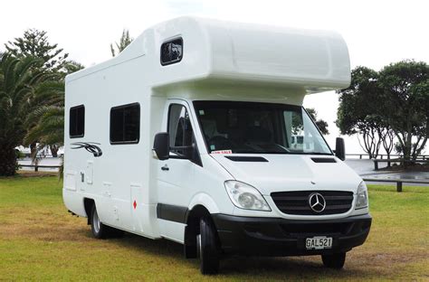 River M721 6-Berth Motorhome Review | RV Super Centre