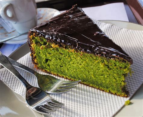 Green Chocolate Cake | Chocolate cake, Food, Cake