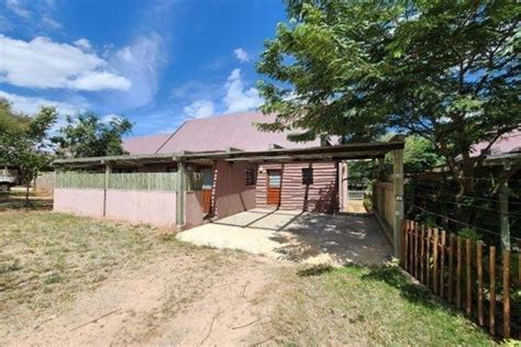 Hoedspruit Wildlife Estate Property : Townhouses for sale in Hoedspruit ...