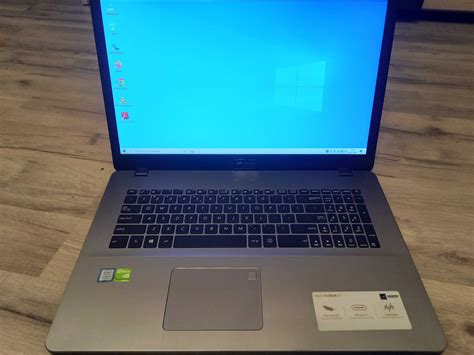 Laptop ASUS Vivobook 17,3" Rzeszów • OLX.pl