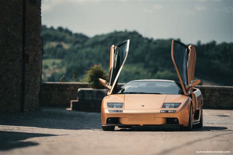 Lamborghini Diablo VT (1993) - picture 6 of 24