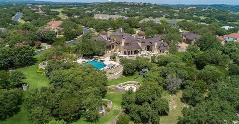 6 Elon Musk-Worthy Homes in Austin, Texas