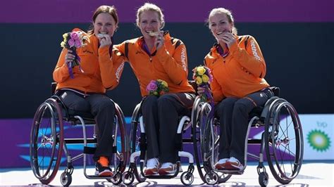 Cempaka Belanda: Paralympics 2012: Dutch legend Esther Vergeer must be ...