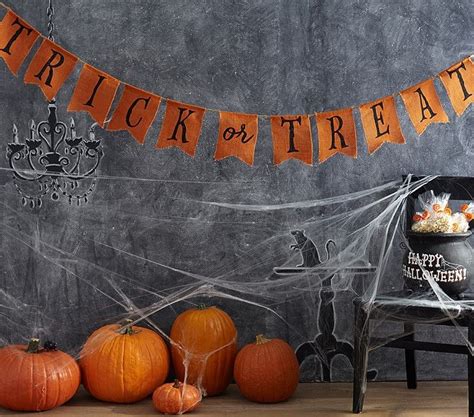 5 Easy and Inexpensive Fall Decor Ideas - Embracing Simple | Halloween backdrop, Halloween photo ...