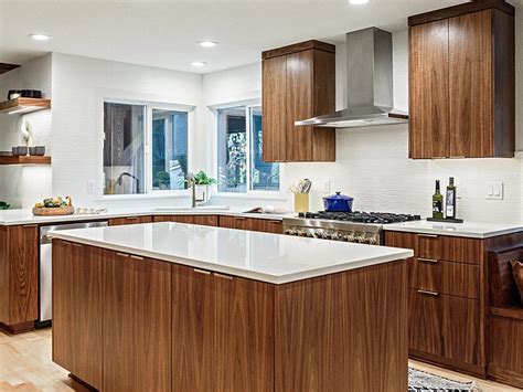 3 Types of Kitchen Range Hoods | Mountainwood Homes