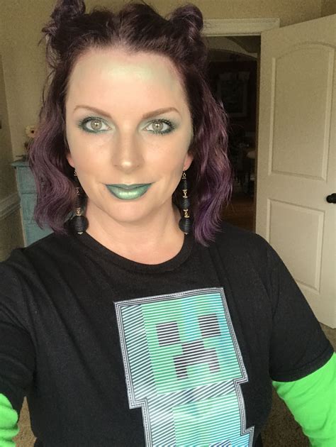 Minecraft Creeper Makeup for Halloween to make my 6 yr olds day at school! #boymom #minecraft # ...