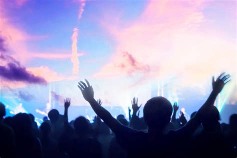 18,100+ Worship Crowd Stock Photos, Pictures & Royalty-Free Images - iStock