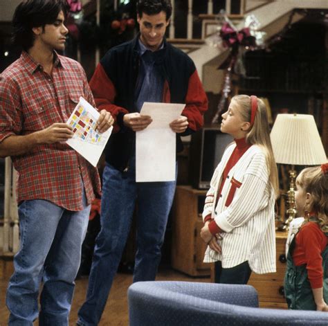 35 Best TV Christmas Episodes and How to Watch the Shows