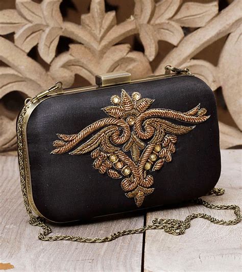 Karieshma-Sarnaa Designer Clutches Designs 2014-2015 | Clutches in Different Colors and Styles ...