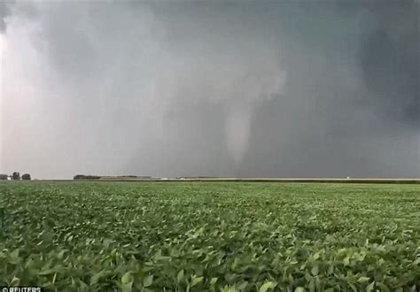 State of Emergency Declared after Tornadoes Tear Through Iowa (+Video, Photos) - World news ...