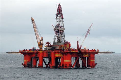 How automation can make offshore oil rigs safer and more efficient