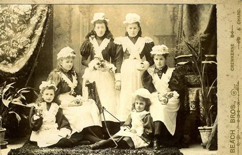 Six Parlour Maids | Maid, Aprons vintage, Vintage photographs