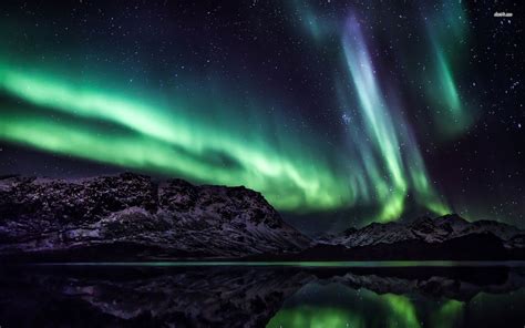 Aurora Borealis wallpaper | 1920x1200 | #43669