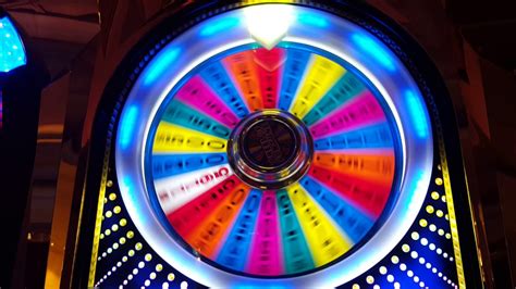 $10/spin Wheel of Fortune slot machine in Las Vegas - YouTube