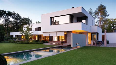 House I: Beautiful Bauhaus villa in Munich, Germany | 10 Stunning Homes