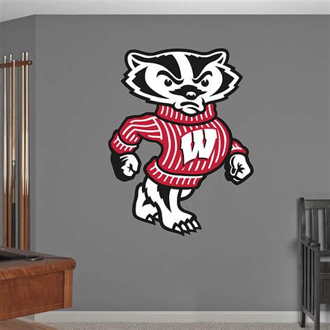 Wisconsin Badgers Mascot - Bucky Badger Fathead Wall Decal