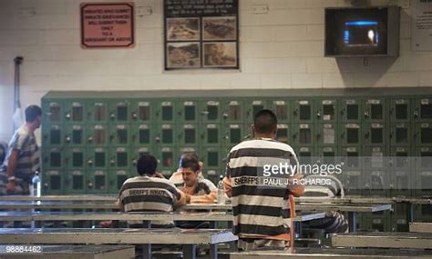 188 Joe Arpaio Tent City Photos & High Res Pictures - Getty Images