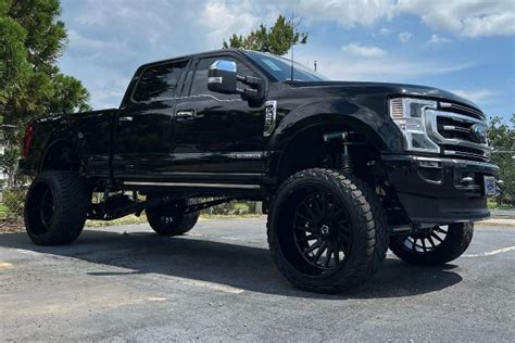 2022 FORD F250 PLATINUM