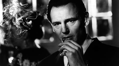 Liam Neeson in Schindler's List - HD Wallpaper