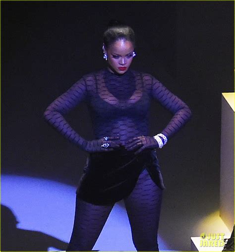 Rihanna Wows with Savage X Fenty Show - Look Inside & Get the Performance Highlights: Photo ...