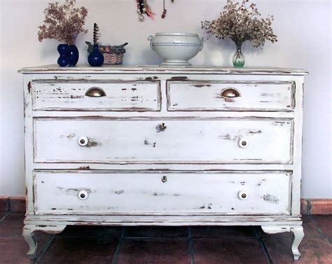 Popular Distressing Techniques for Furniture - Decor Tips