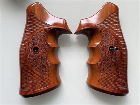 New! Grips Compatible with Taurus Medium/Large Frame, .357 M44, 65, 66 ...