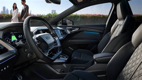 Audi Q4 e-tron interior :: electrichasgoneaudi.net