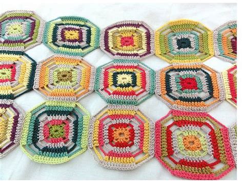 Quilting Blog - Cactus Needle Quilts, Fabric and More: Crocheted Kaleidoscope Throw