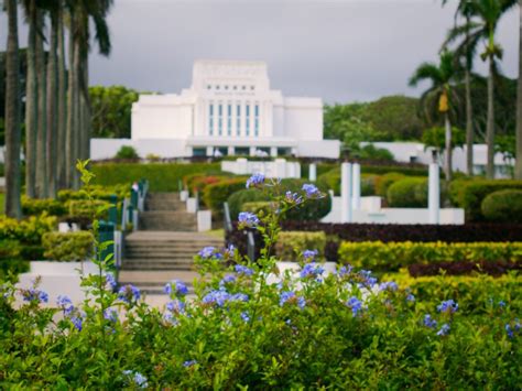 Visiting the Laie Hawaii Temple on Oahu's North Shore – Yellow Van Travels