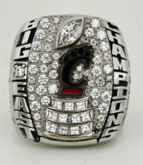 College Rings | College rings, Rings, Championship rings