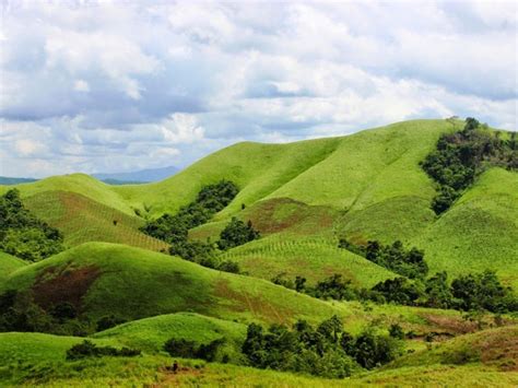 Bukit Teletubbies Labuan Bajo : Spot Menikmati Keindahan Alam - Paket ...