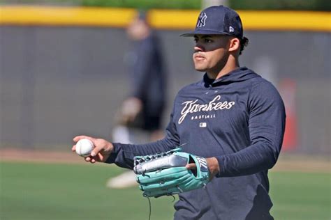 Yankees prospect Jasson Domínguez kicks off his 2023 season: ‘The sky’s ...