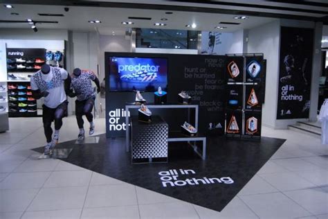 ADIDAS ORIGINALS LONDON STORE - London On The Inside