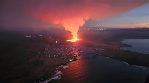 Iceland battles a lava flow: Barriers and explosives tried in the past ...