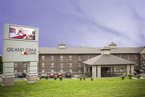 GRAND OAKS HOTEL $78 ($̶1̶7̶8̶) - Updated 2020 Prices & Reviews - Branson, MO - Tripadvisor