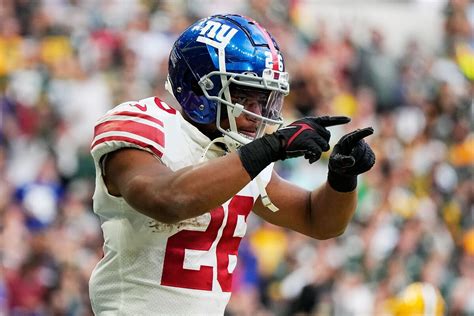 Saquon Barkley wants to have 'family reunion' with OBJ, hints at ...