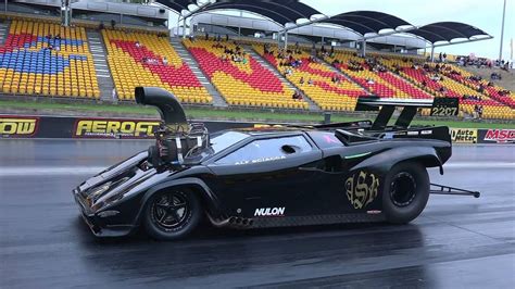 15 Ridiculously Fast Drag Racing Cars