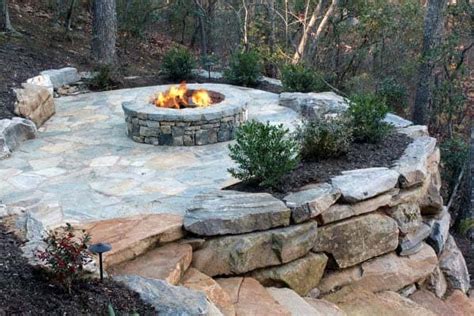 Cozy and Inviting Fire Pit Landscaping Design Ideas